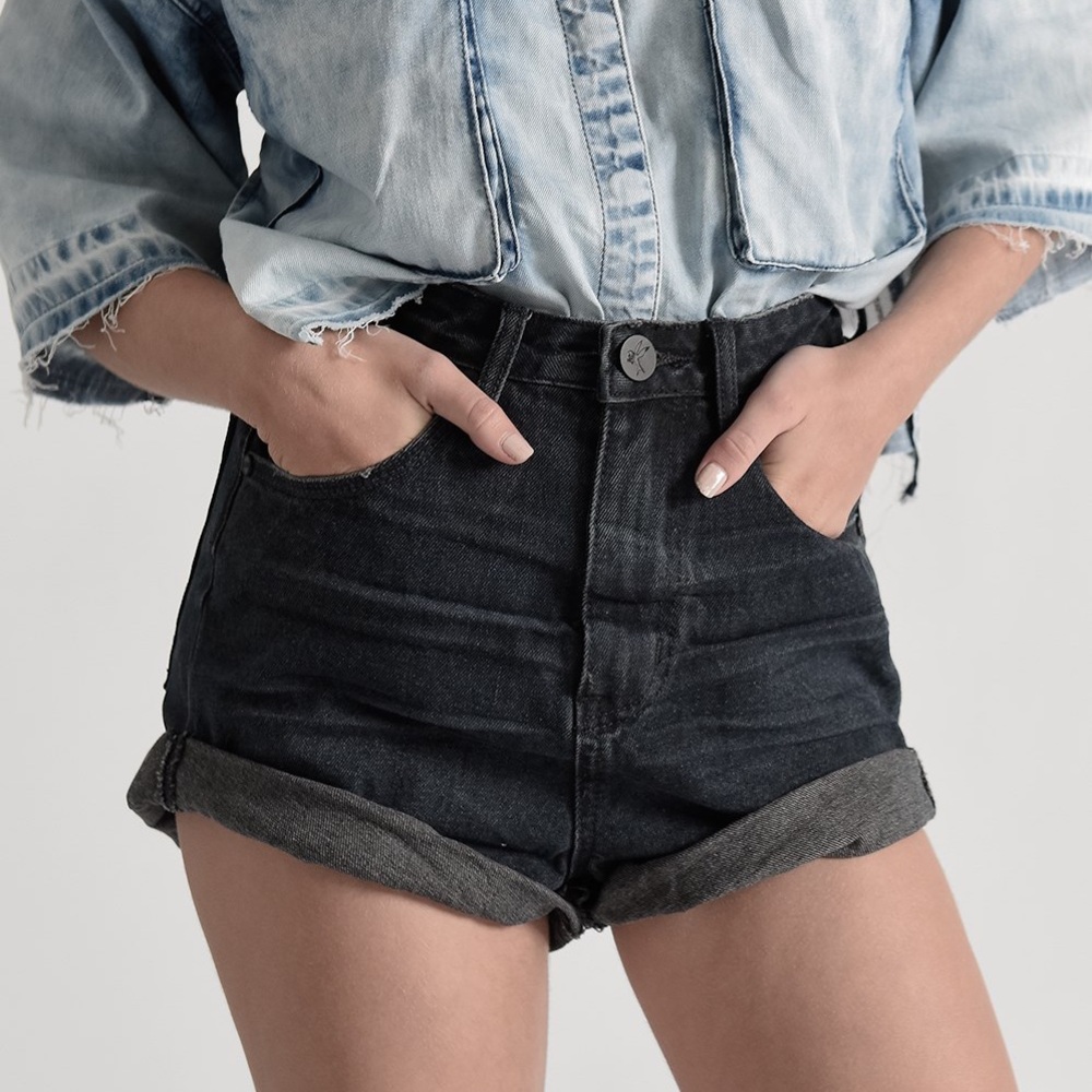 NWT One teaspoon high waisted bandits shorts